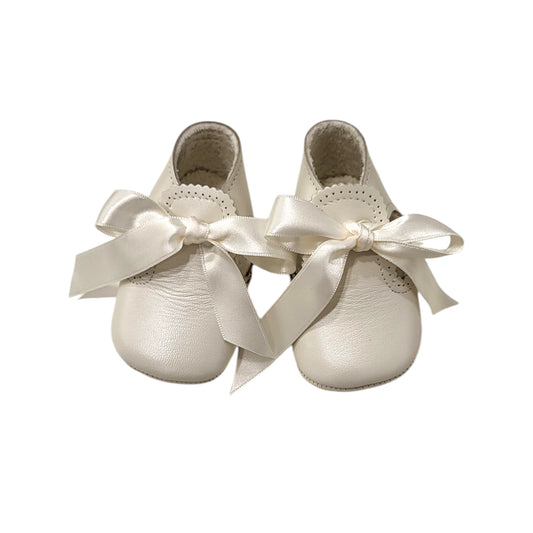 Zapato de bautizo niño