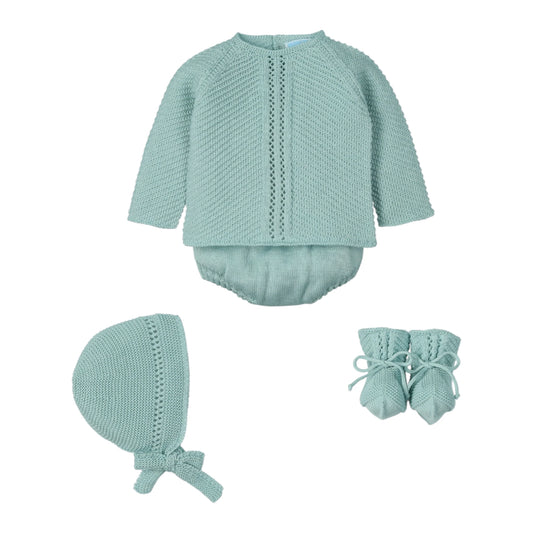 Conjunto bebé 4pzas jubón, braguita, capota y patucos 'Lively'