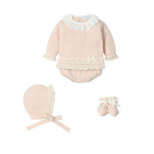 Conjunto de 4 piezas jubón, culotte, capota y patucos altos "Cobijar"