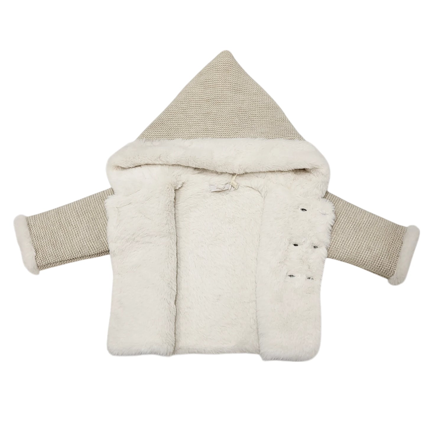 Chaquetón de punto con capucha y pelito en el interior